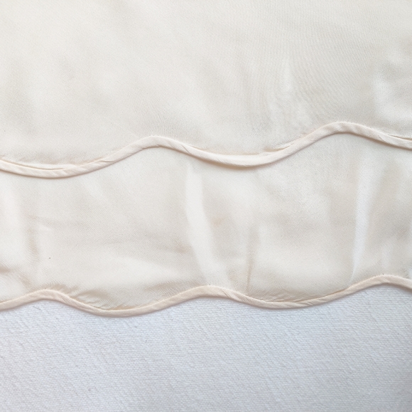 Vintage 1930-40s Cream Bias Cut Silk/Lace Slip-Dress Bound Scalloped Hem - Picture 12 of 15